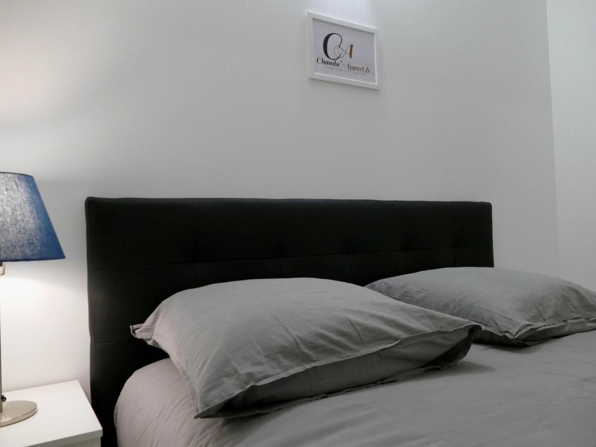 Appart'Hotel Chambrappart ファレーズ エクステリア 写真